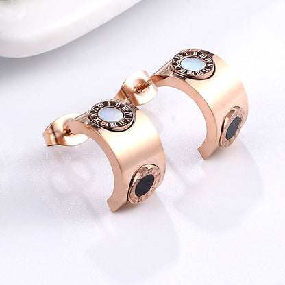 New Inlaid Double Circle Roman Numerals Black And White Shells Half Circle Stud Earring For women Beautiful Jewelry Earring